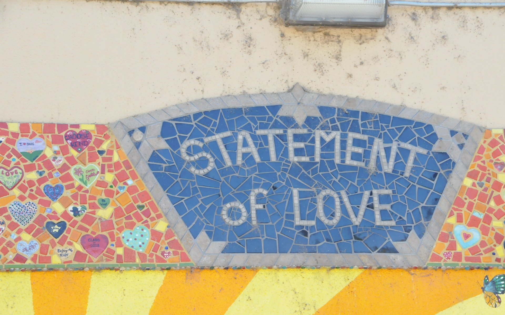 ./Statement_Of_Love_Mural_20220808_142137_C22_1543.jpg