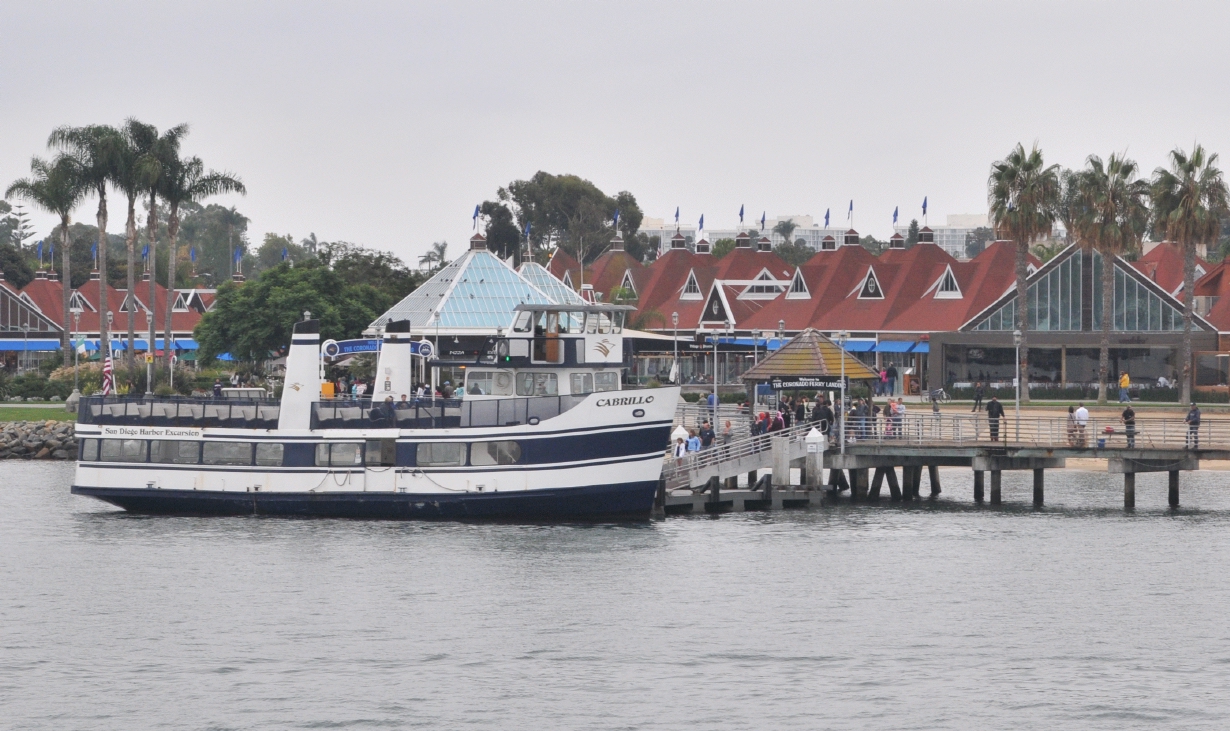 ./San_Diego_Harbor_Cruise_20101016_162216_BCY_1116.jpg