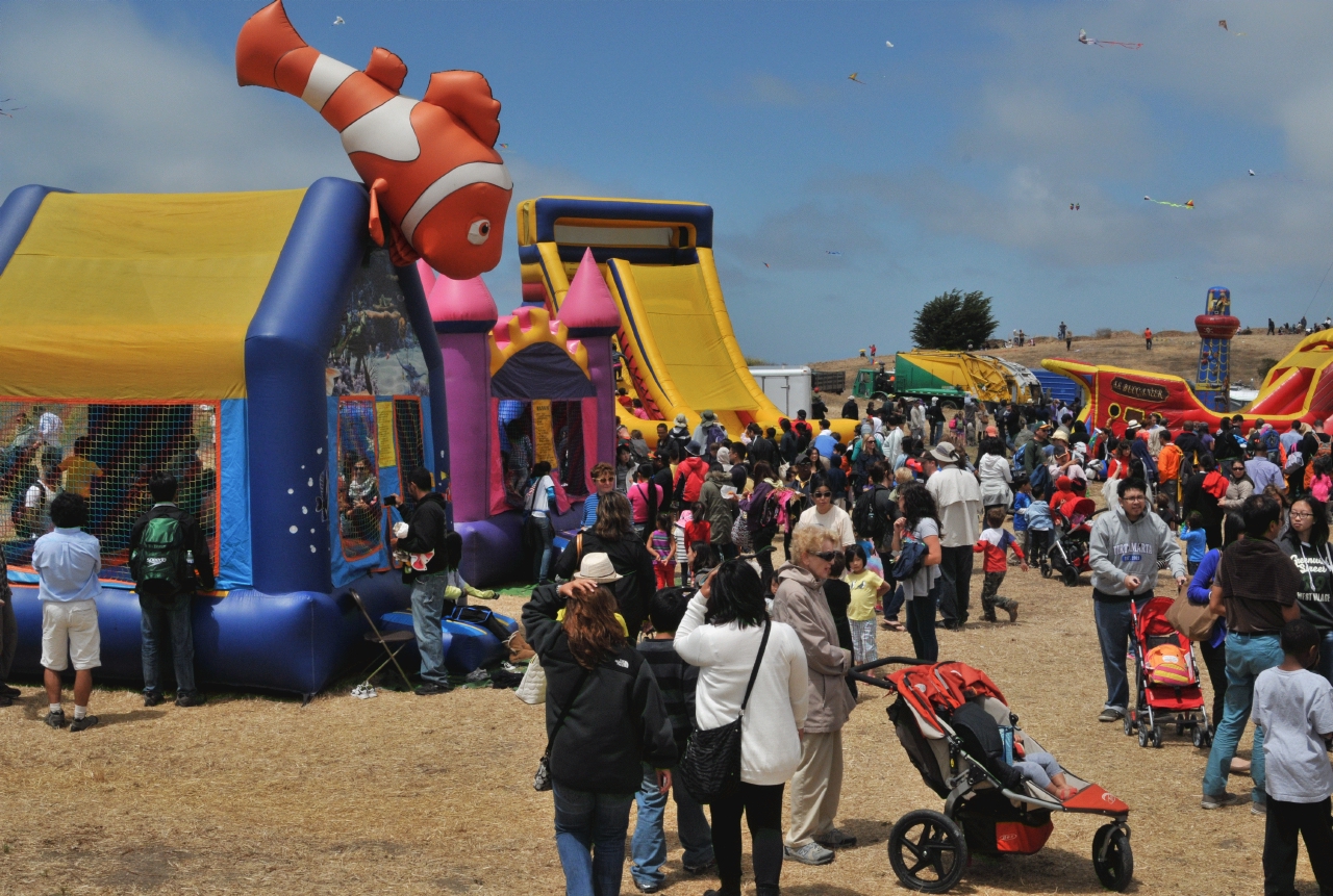 ./Berkeley_Kite_Festerval_20130728_134045_B13_6933.jpg