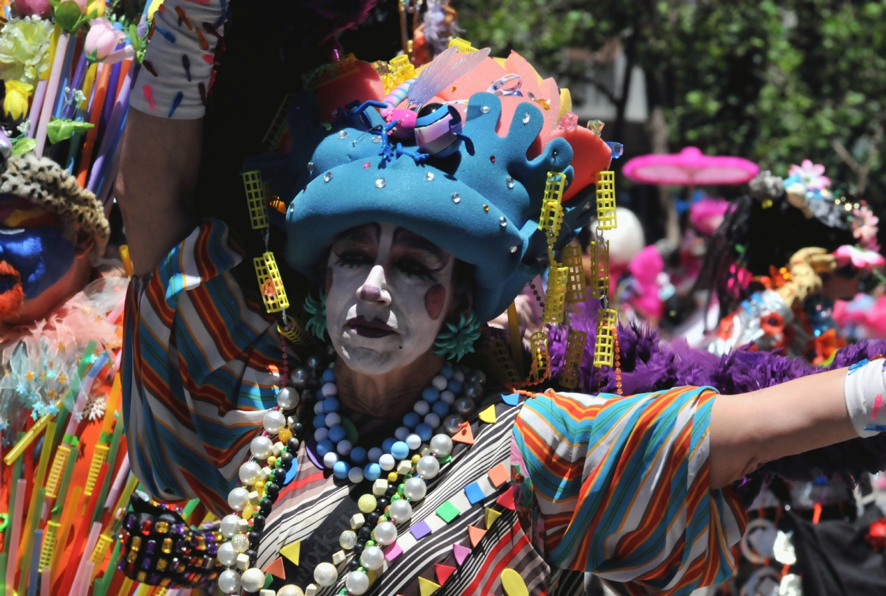 ./Pride_Parade_San_Francisco_20120624_133001_B12_6713.jpg