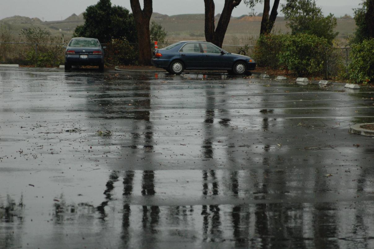 ./Rain20080103_151924_ParkingLotPaloAlto_9224B.jpg