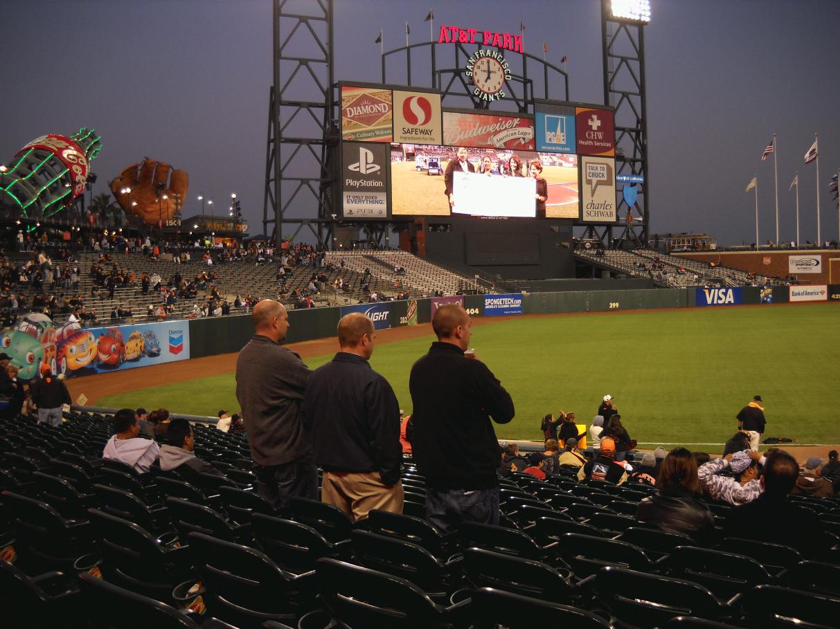 ./Giants_Baseball_Game_20090929_190107_0240CBCX.jpg