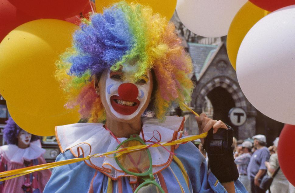 ./Clown19940000_BosGay_24.jpg