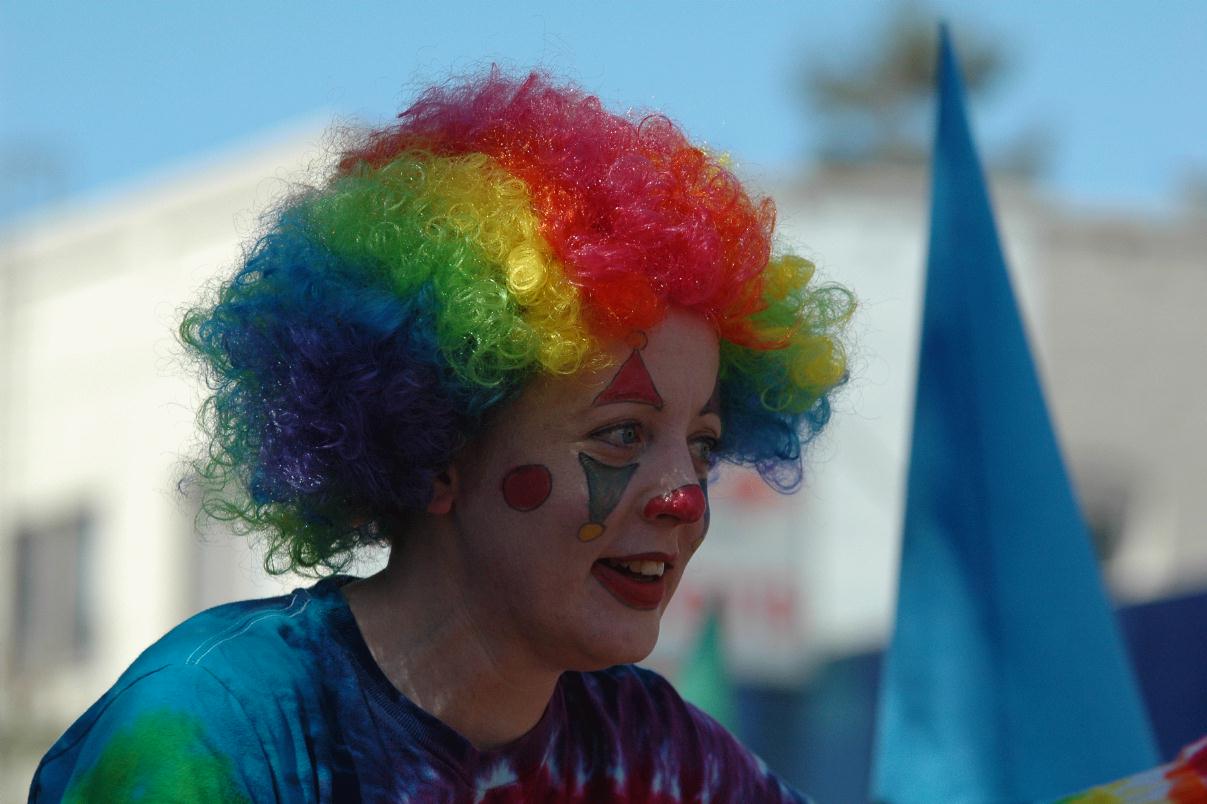 ./Clown20060000_BerkeleyParade_39.jpg