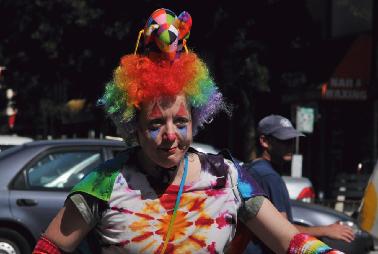 ./Clown20080928_125050_HowBerkeley_6317BCX.jpg