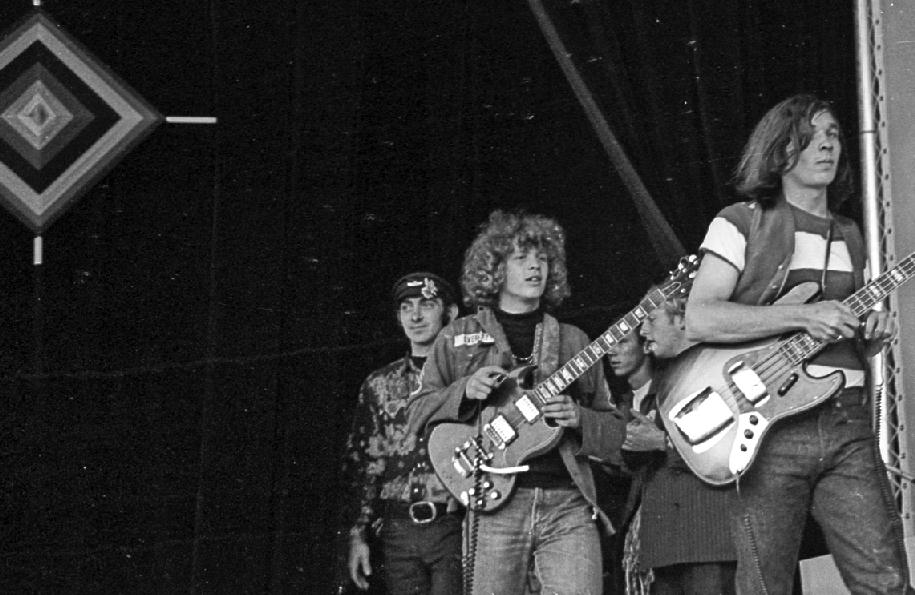 ./MontereyPop1967_03.jpg