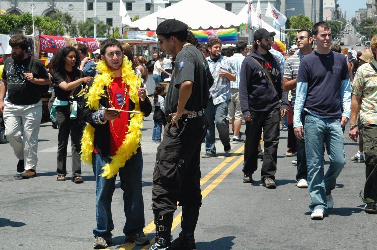 ./PrideFair2006_13.jpg