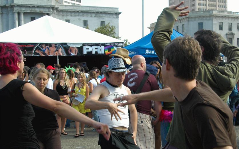 ./PrideFair2006_47.jpg