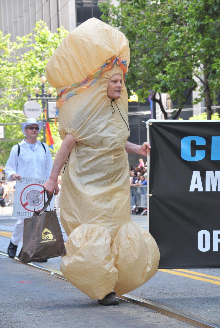 ./LGBTParadeSF20090628_070_115310_6653TNT.jpg