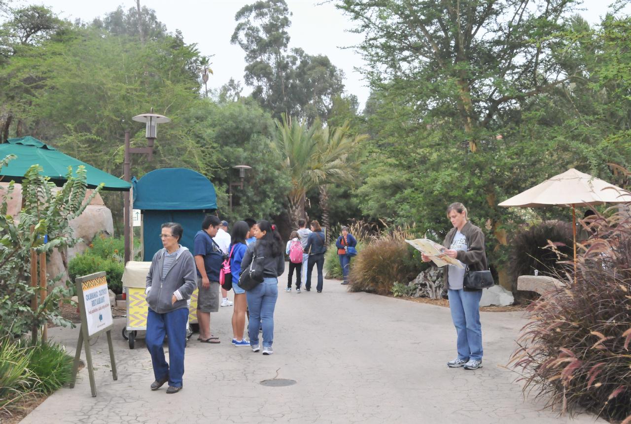 ./Wild_Animal_Park_San_Diego_20101015_113210_BCY_0609.jpg