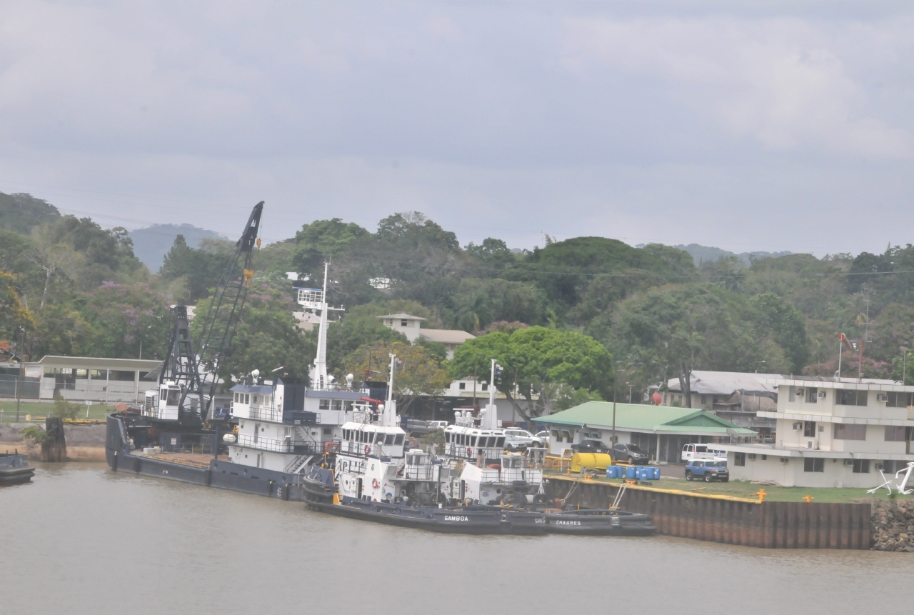 ./Panama_Canal_20140525_135852_C14_2678.jpg