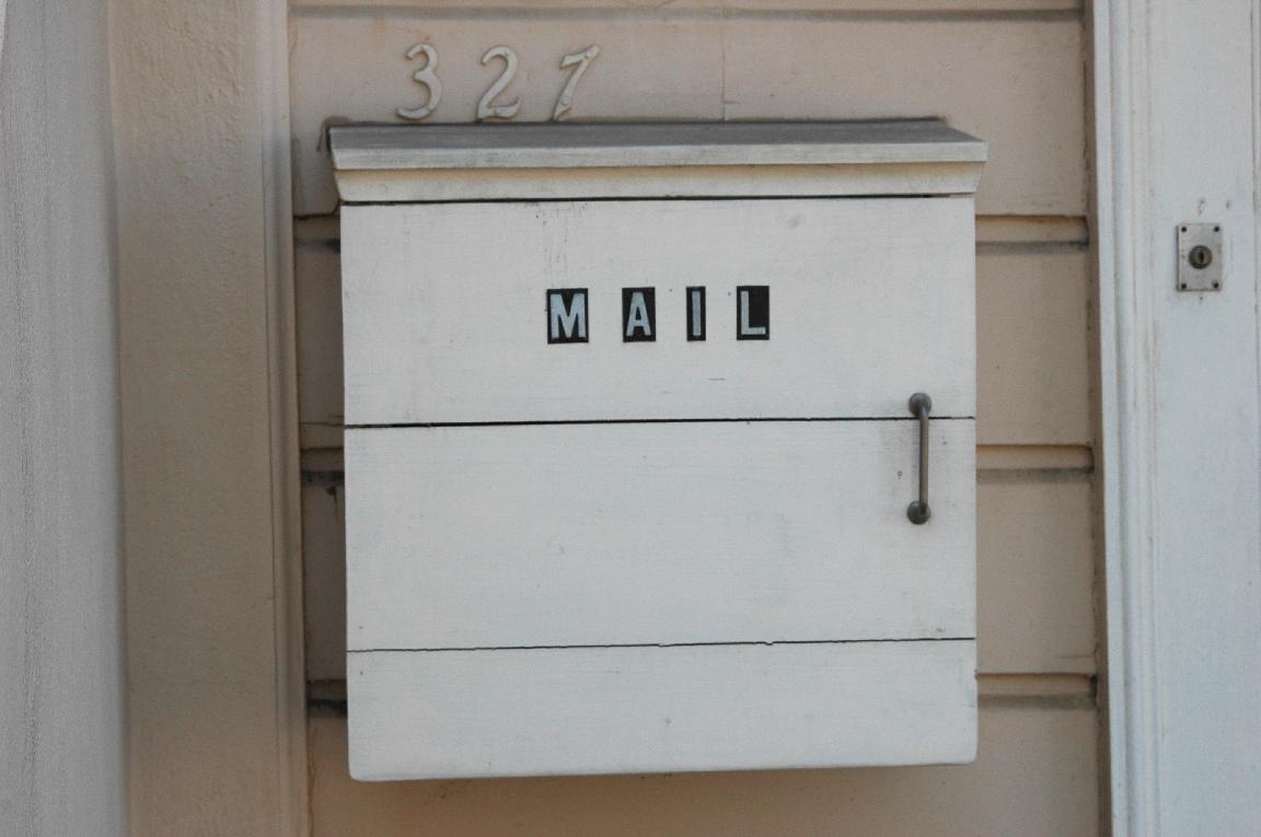 ./Mailbox_20060000_03.jpg