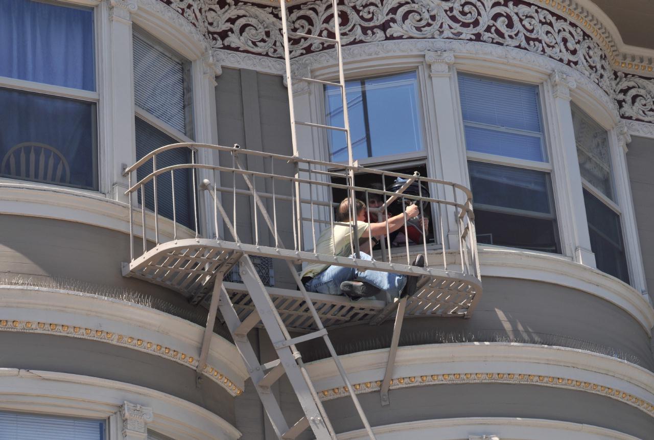 ./FireEscape20090614_151658_HaightStFairSF_5087BCX.jpg