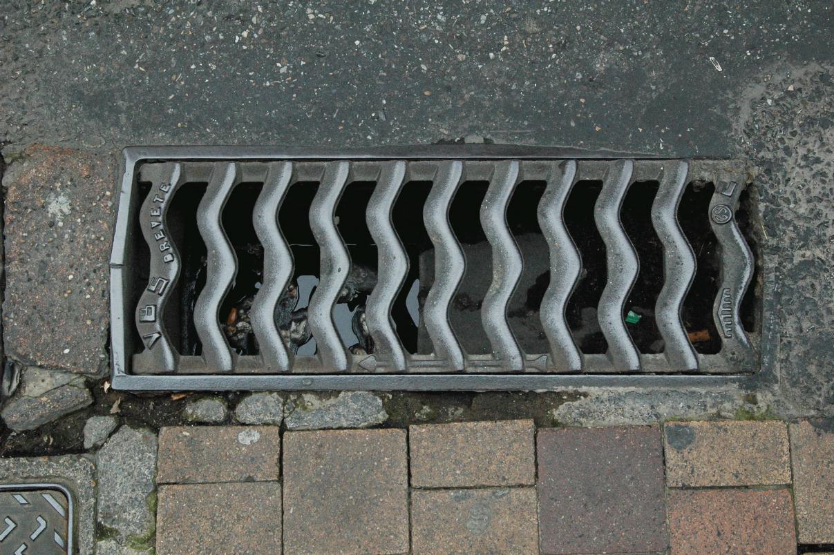 ./Drain20070000_04.jpg