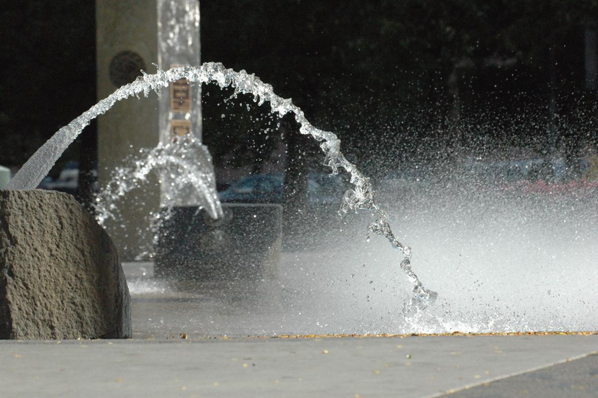 ./Fountain_20070000_Spokane_Water_Front_03T.jpg