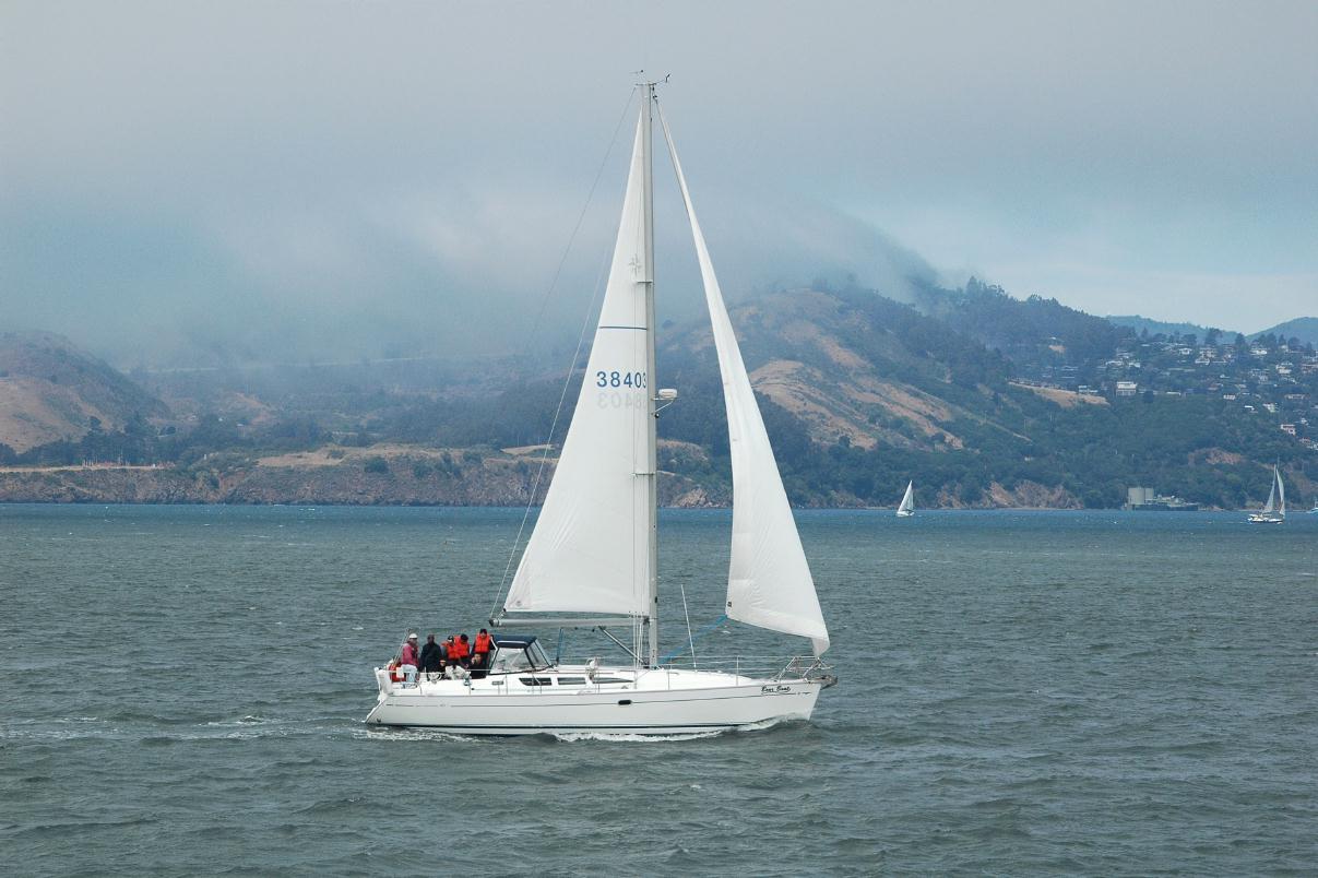 ./SailboatSFBayHornBlower2008_2673B.jpg