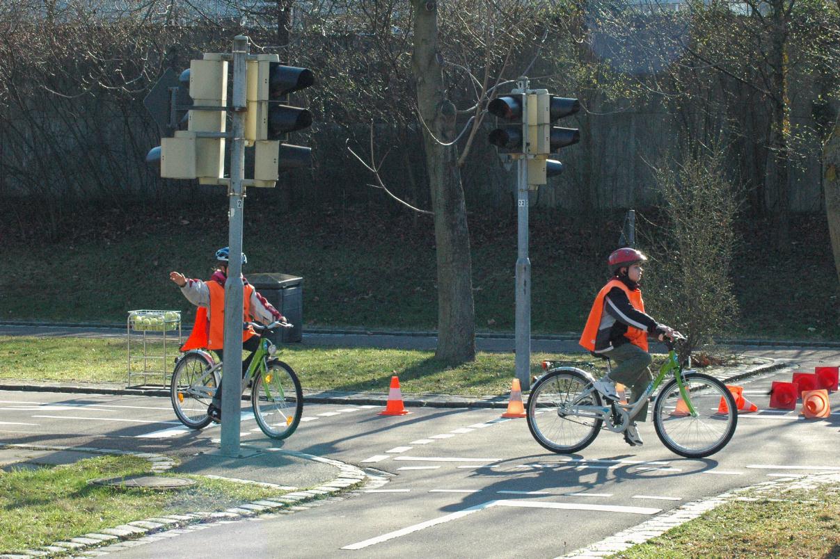 ./BikeSchoolStuttgartGermany_0141B.jpg